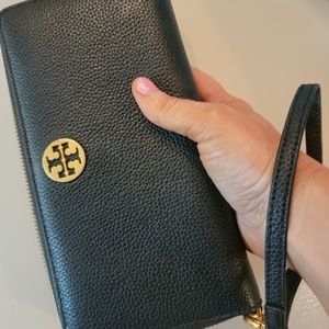 Tory Burch Black Clutch Wallet